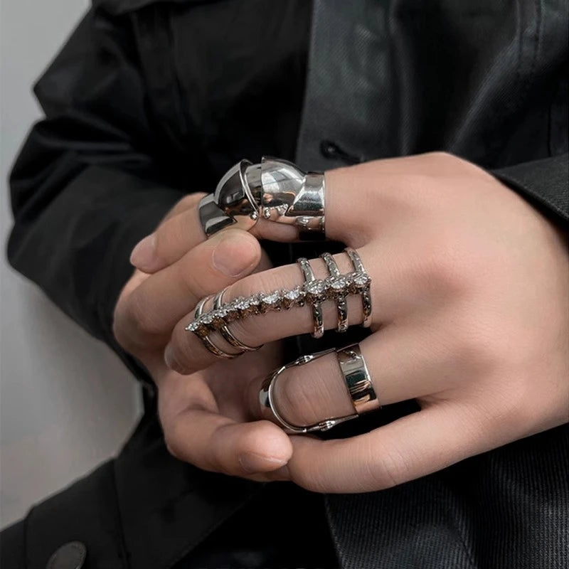 The Bone Tip Ring Set