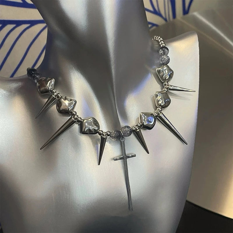 Titanis Rivet Choker