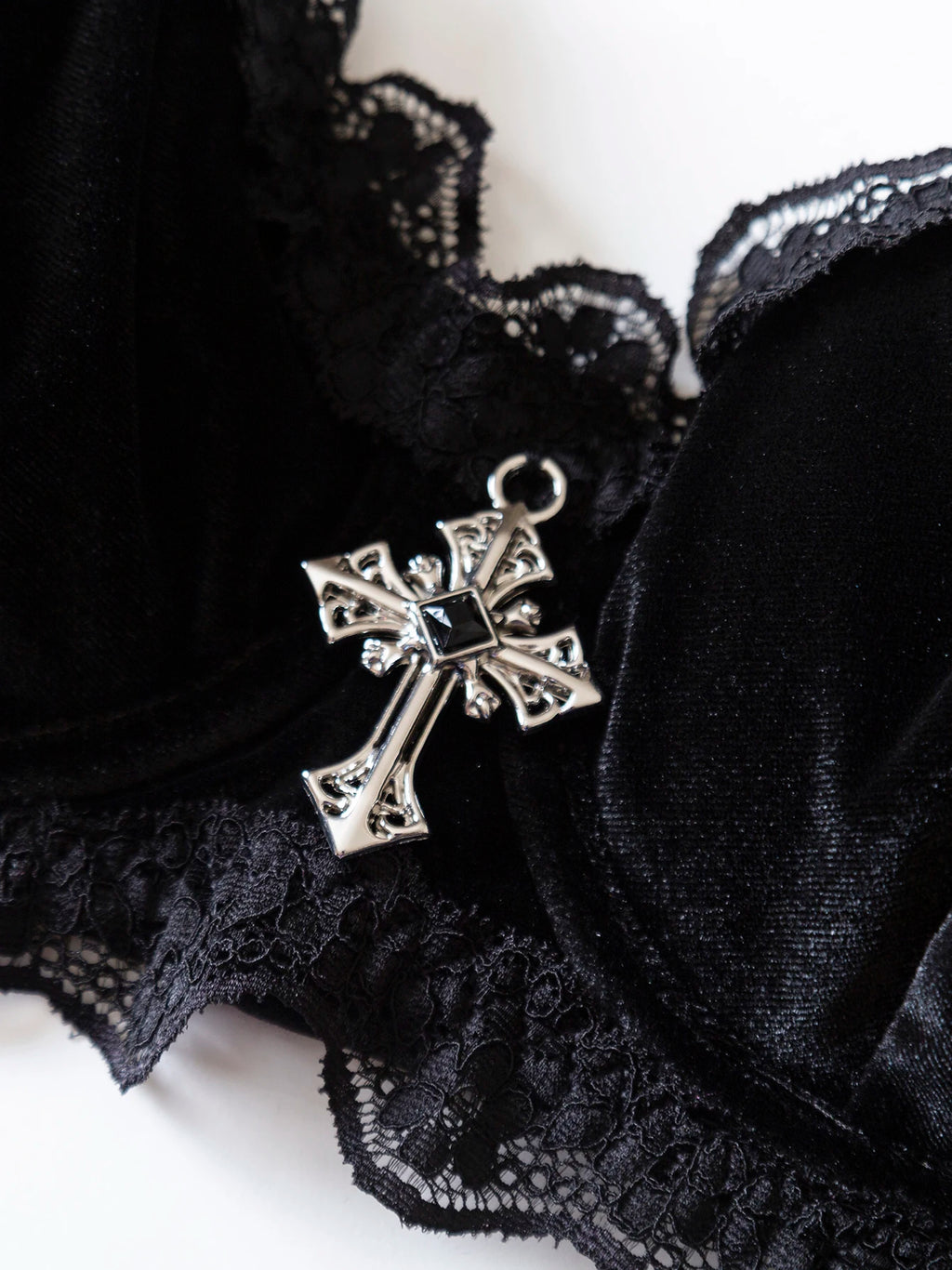 Selvaine Vintage Lace Set