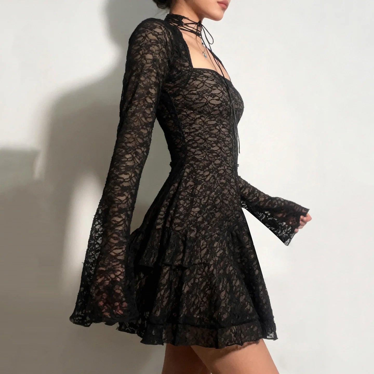 Square Neck Lace Mini