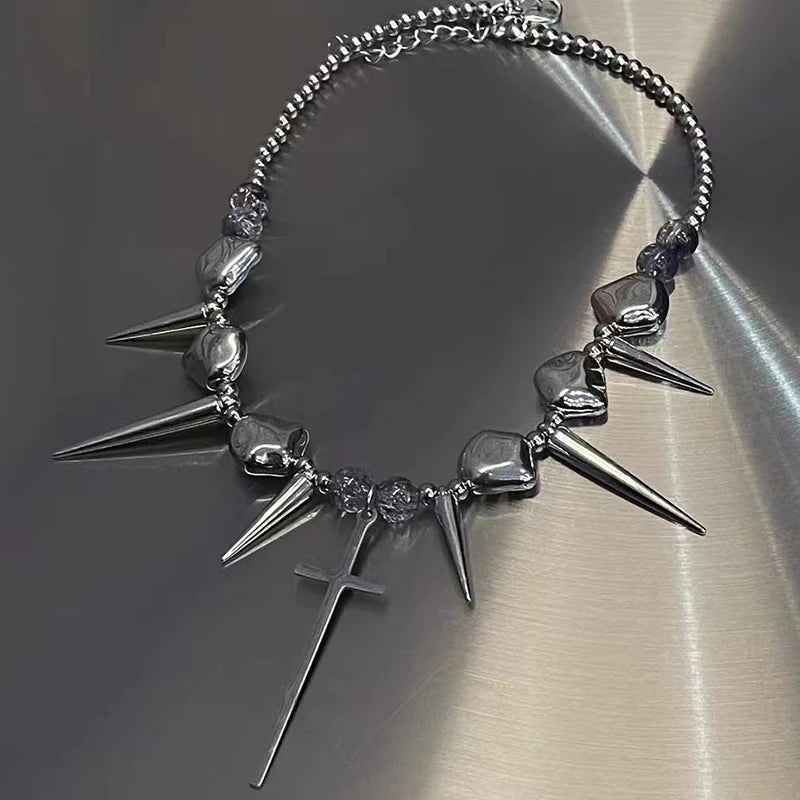 Titanis Rivet Choker