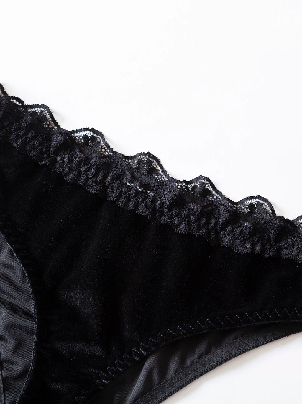 Selvaine Vintage Lace Set
