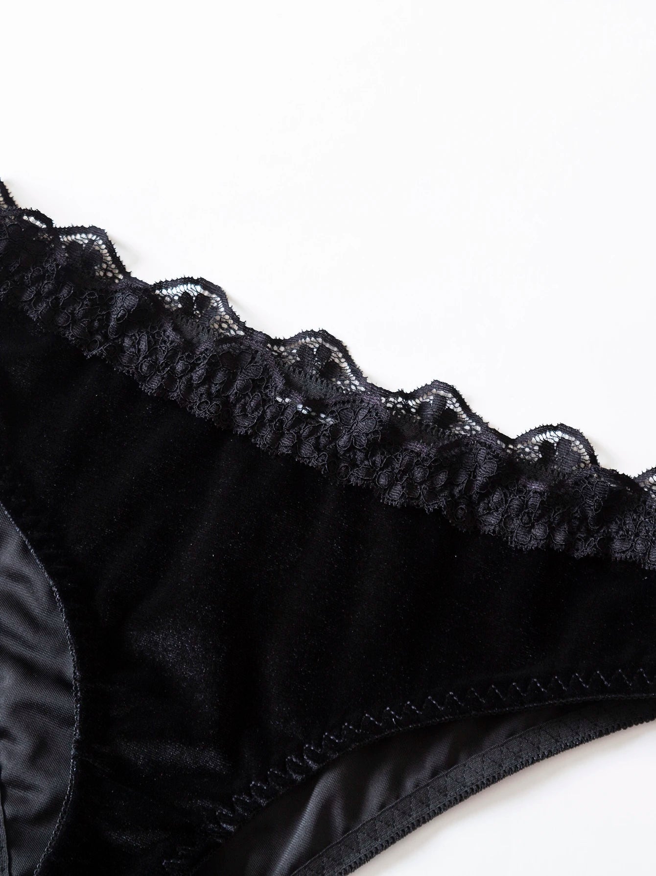 Selvaine Vintage Lace Set