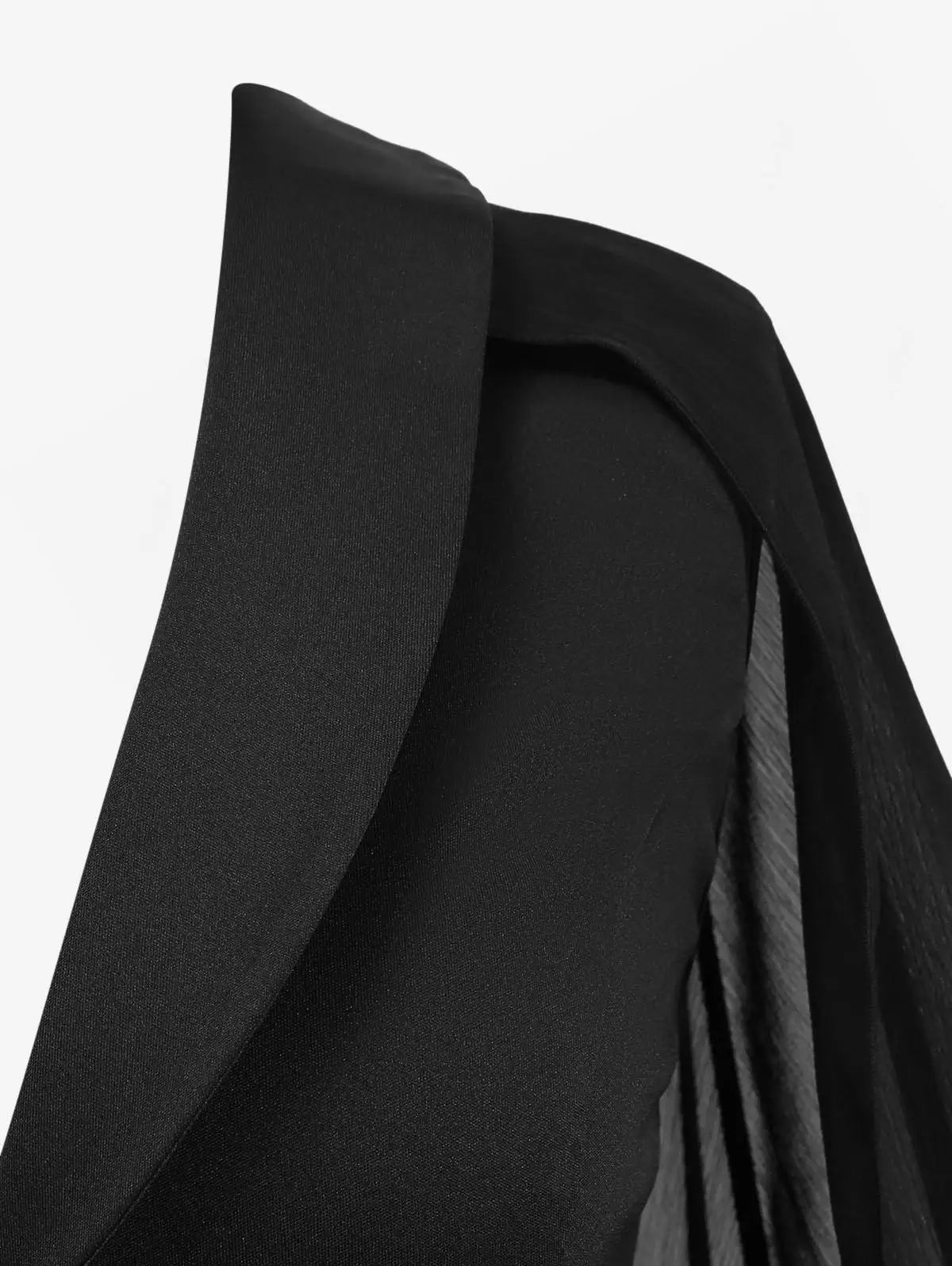 Chiffonyx Skull Lace Coat