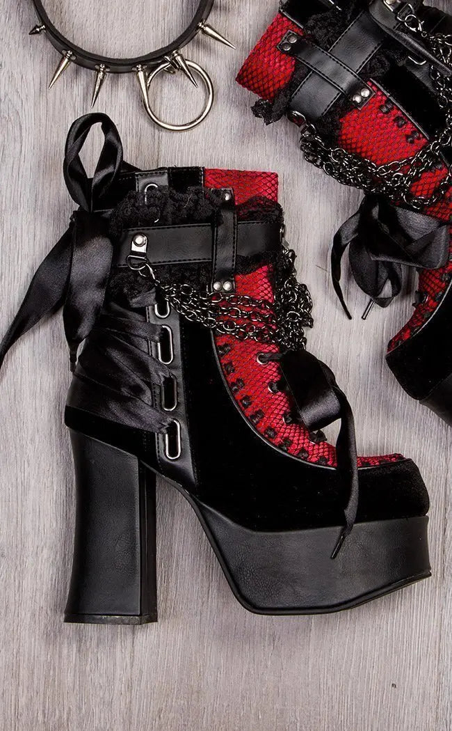 Nocturne Chainwalker Boots
