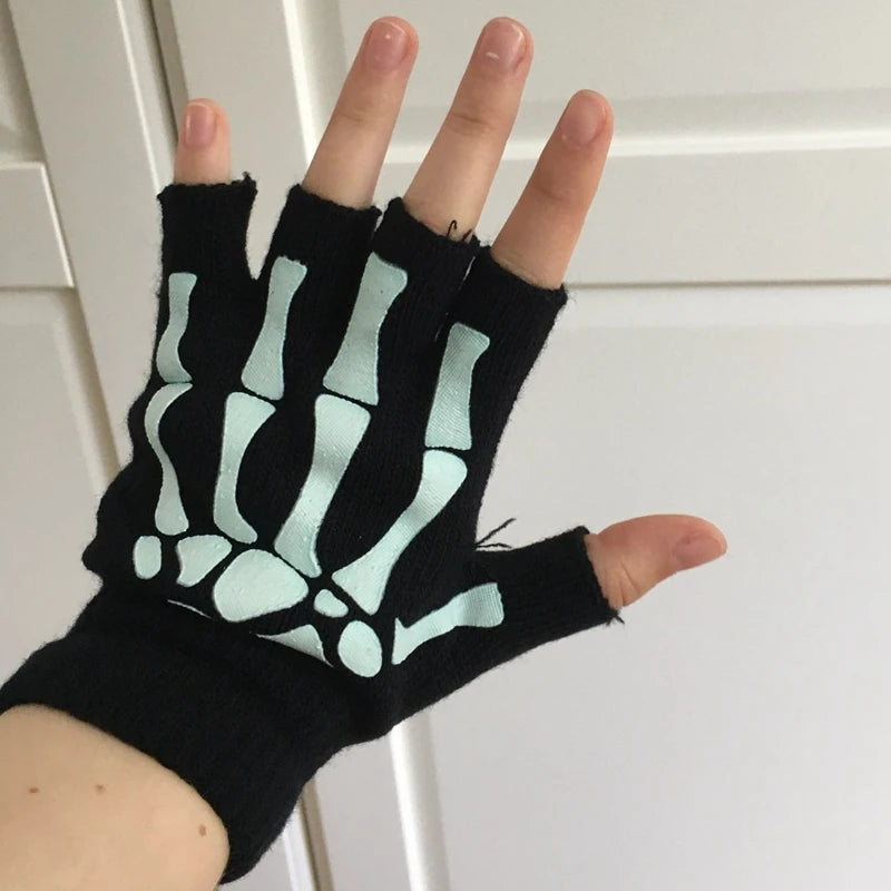 The Skull Knit Gloves