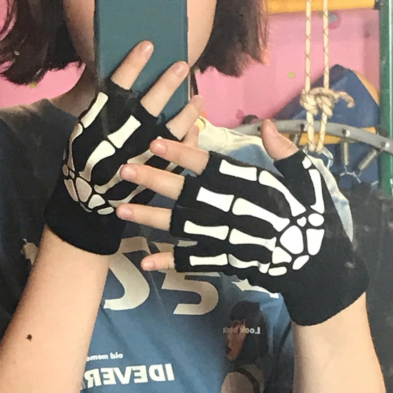The Skull Knit Gloves